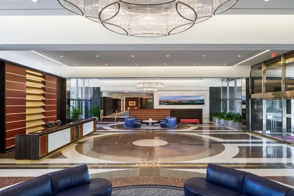 Style And Convenience Apartment At Crystal City Arlington Exterior foto