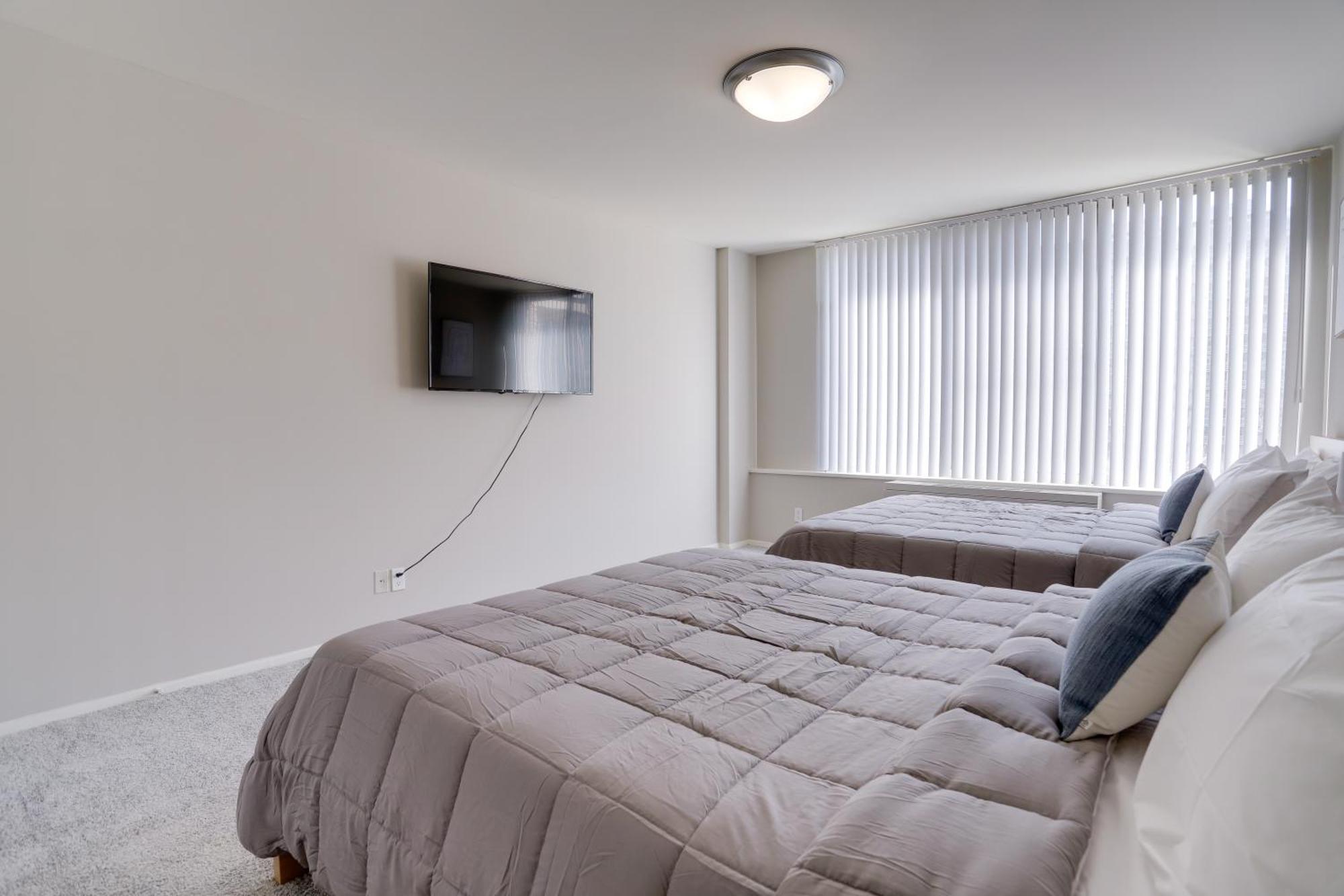 Style And Convenience Apartment At Crystal City Arlington Exterior foto