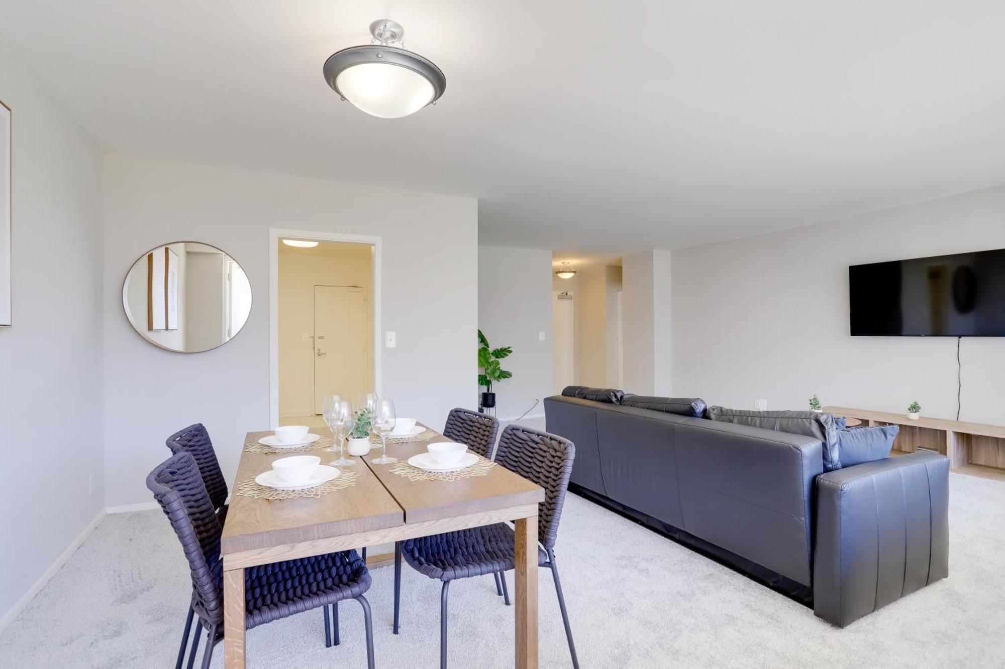 Style And Convenience Apartment At Crystal City Arlington Exterior foto