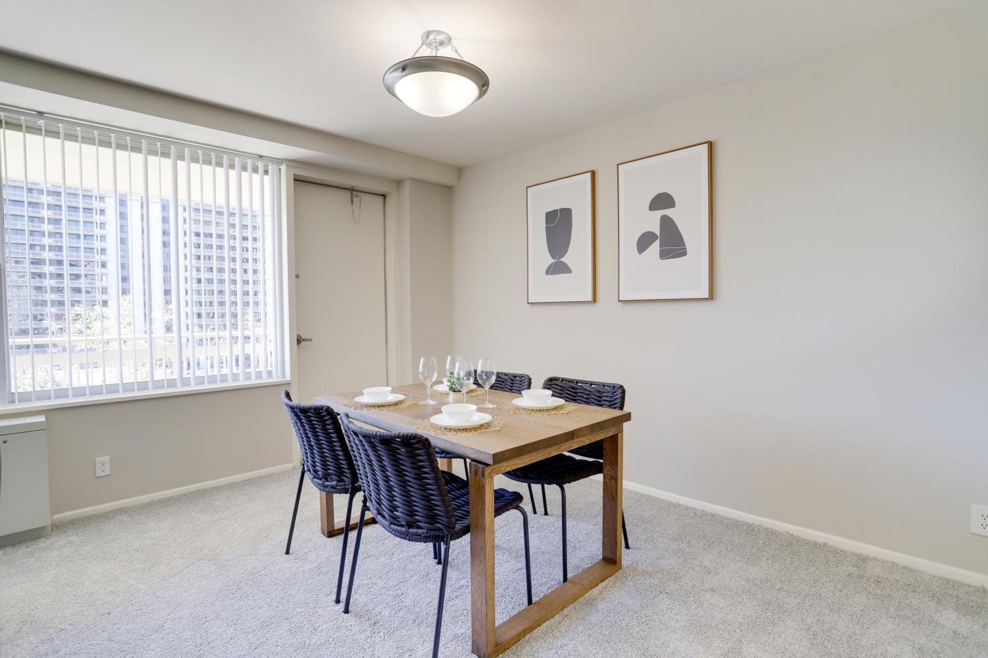 Style And Convenience Apartment At Crystal City Arlington Exterior foto