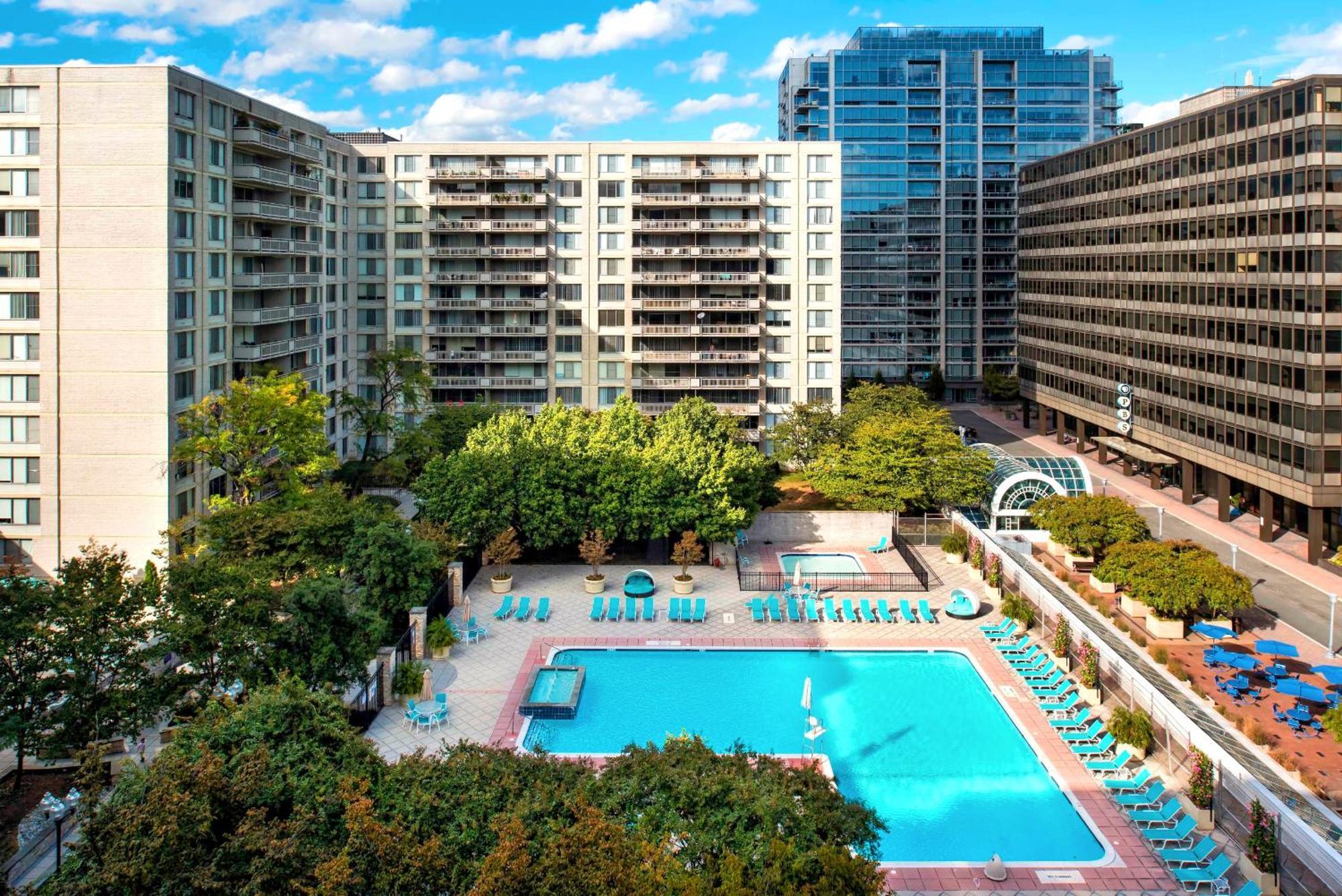 Style And Convenience Apartment At Crystal City Arlington Exterior foto